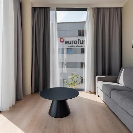 Numa Vogelweider 4*